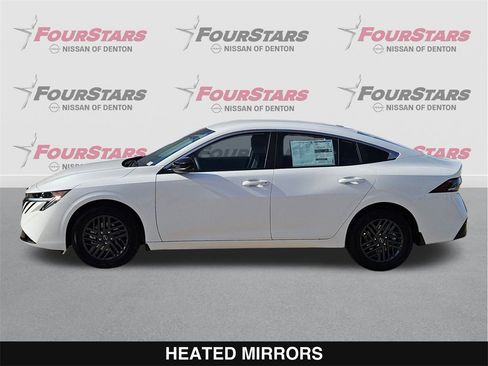 New 2026 Nissan Sentra SV image 8