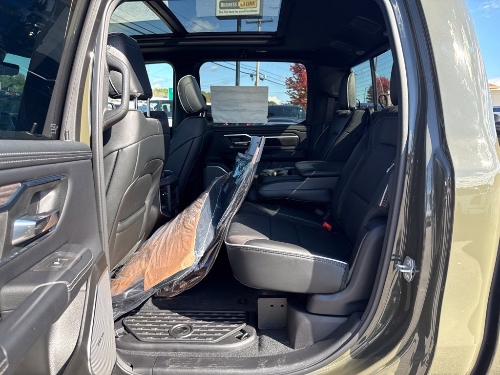 New 2027 RAM 1500 Laramie AWD/4WD image 23