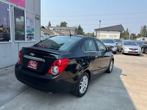 Used 2013 Chevrolet Sonic LT w/ Wheels and Fog Lamp Package FWD image 7