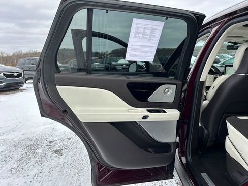 Used 2022 Lincoln Aviator Black Label Grand Touring image 41