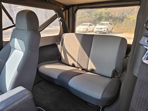 Used 2006 Jeep Wrangler Unlimited image 7