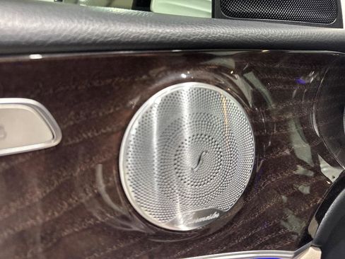 Used 2019 Mercedes-Benz E 300 image 27