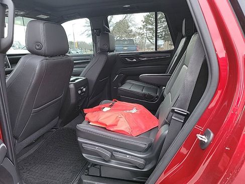 Certified 2021 GMC Yukon Denali image 28