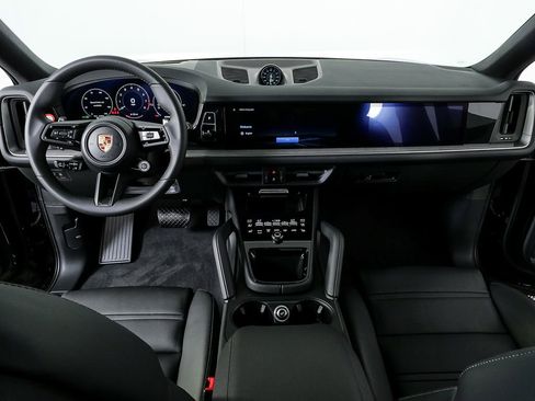 New 2026 Porsche Cayenne Coupe image 21