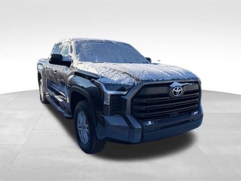 Used 2023 Toyota Tundra SR5 image 6