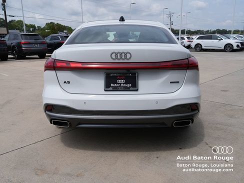 Used 2025 Audi A5 2.0T Premium w/ 19" Wheel Package AWD/4WD image 4