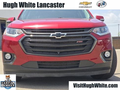 Used 2021 Chevrolet Traverse RS w/ LPO, Floor Liner Package AWD/4WD image 16