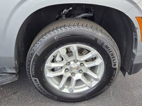 Used 2025 Chevrolet Tahoe LT image 8