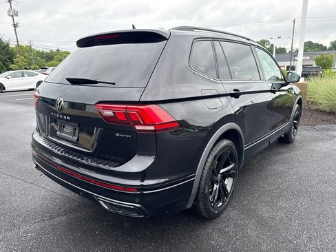 Used 2024 Volkswagen Tiguan SE R-Line AWD/4WD image 5