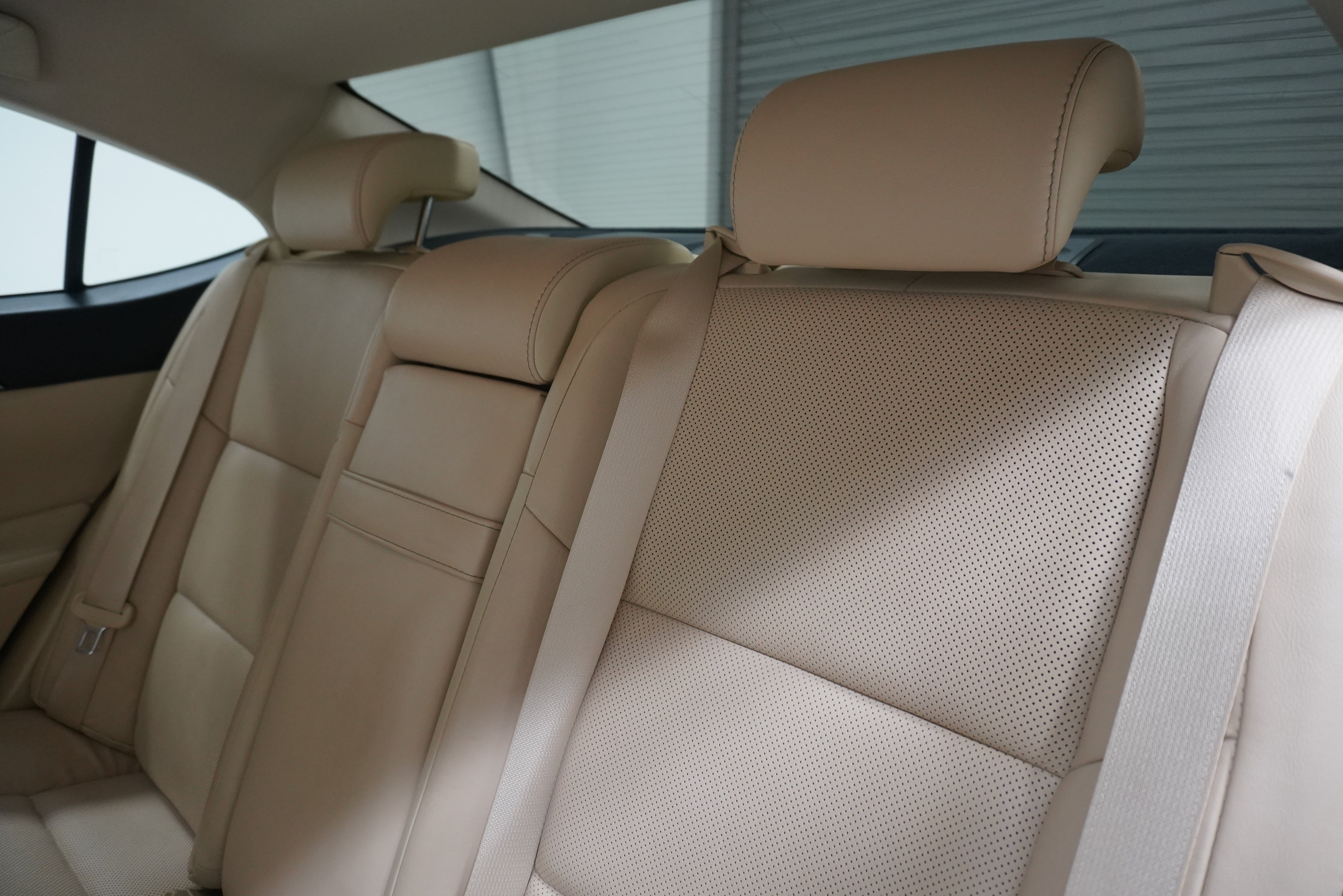 Used 2013 Lexus ES 350 w/ Luxury Pkg FWD image 12