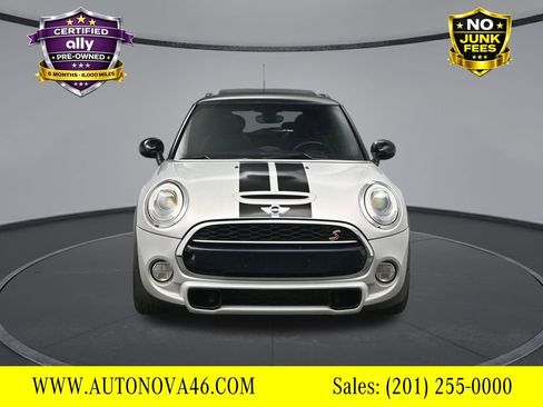 Used 2018 MINI Cooper S image 9