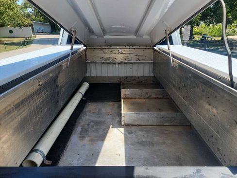 Used 2016 Ford F250 XL w/ Power Equipment Group image 6