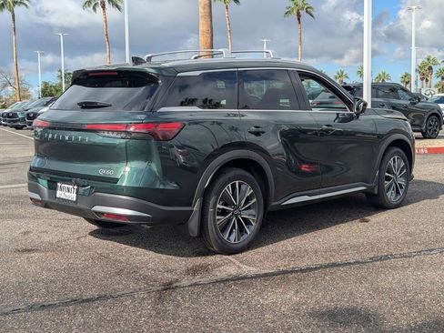 Certified 2026 INFINITI QX60 Luxe w/ Family Package image 5