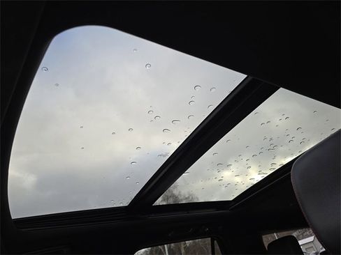 Used 2023 Ford Expedition Max Limited image 25