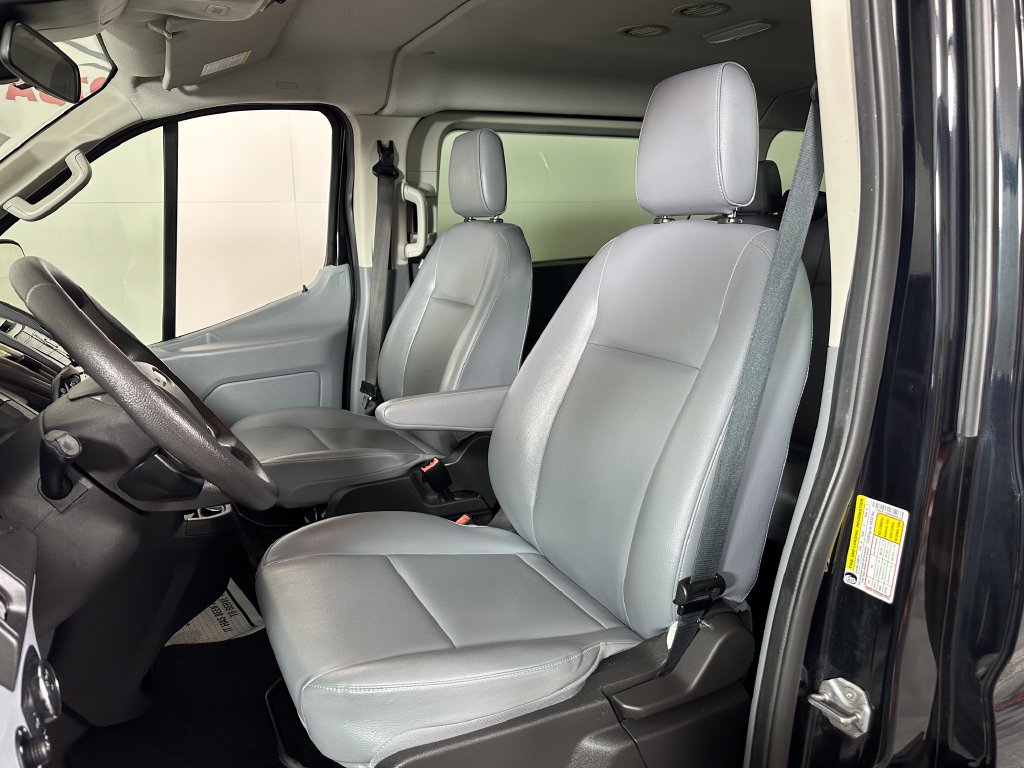 Used 2019 Ford Transit 150 XL RWD image 13