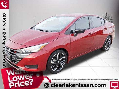 Certified 2025 Nissan Versa SR w/ Trunk Package image 3