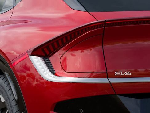 New 2026 Kia EV6 Wind RWD image 11