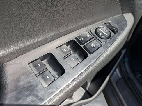 Used 2020 Hyundai Tucson Value FWD image 15