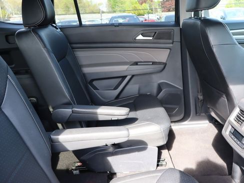 Used 2022 Volkswagen Atlas SE w/ Black Wheel Package AWD/4WD image 14