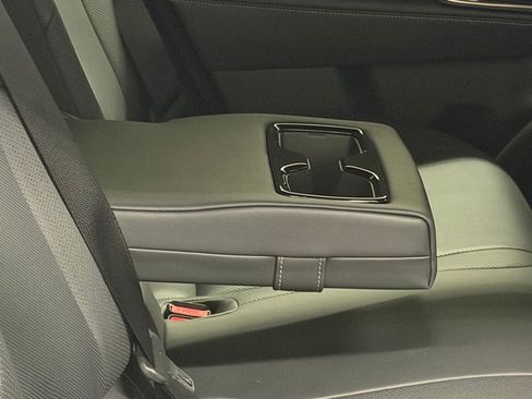 Used 2025 Toyota Crown Signia image 22