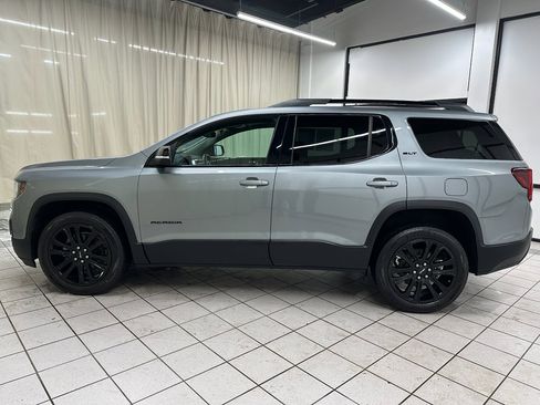 Certified 2023 GMC Acadia SLT w/ Elevation Edition image 10