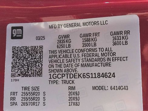 Used 2025 Chevrolet Colorado Z71 w/ Technology Package image 34