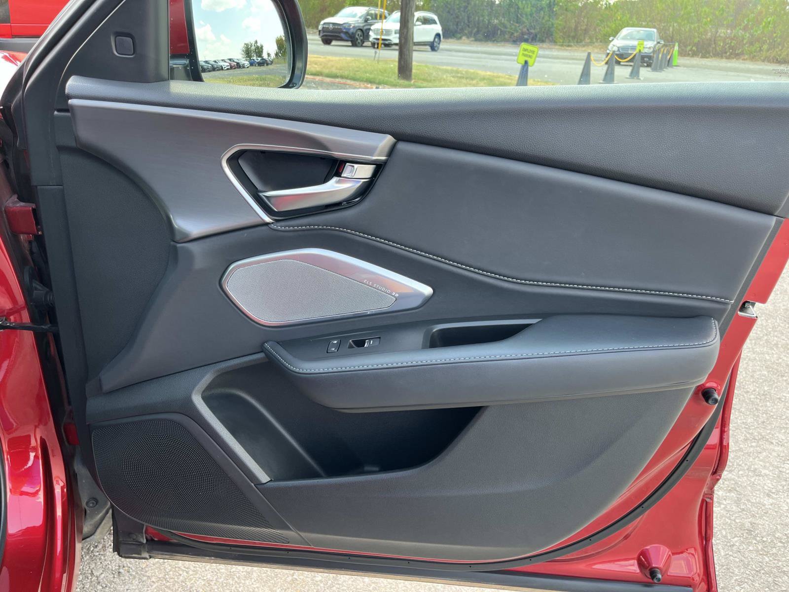 Used 2019 Acura RDX w/ Advance Package AWD/4WD image 24