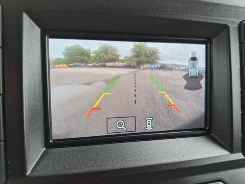Used 2021 Ford F250 XL w/ Power Equipment Group RWD image 13