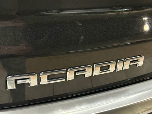 Used 2013 GMC Acadia Denali image 13