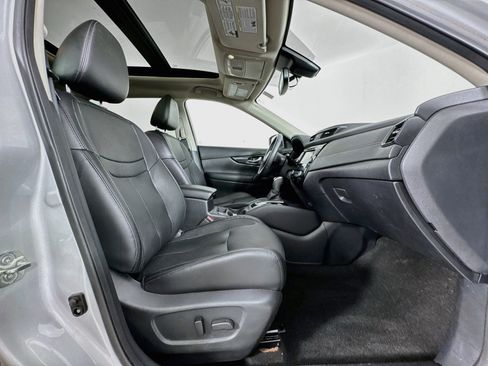Used 2020 Nissan Rogue SL w/ Premium Package AWD/4WD image 31