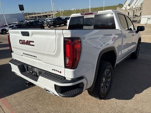 Used 2024 GMC Sierra 1500 AT4 w/ AT4 Premium Package image 7