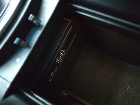 Used 2018 Mercedes-Benz GLC 300 GLC 300 image 34