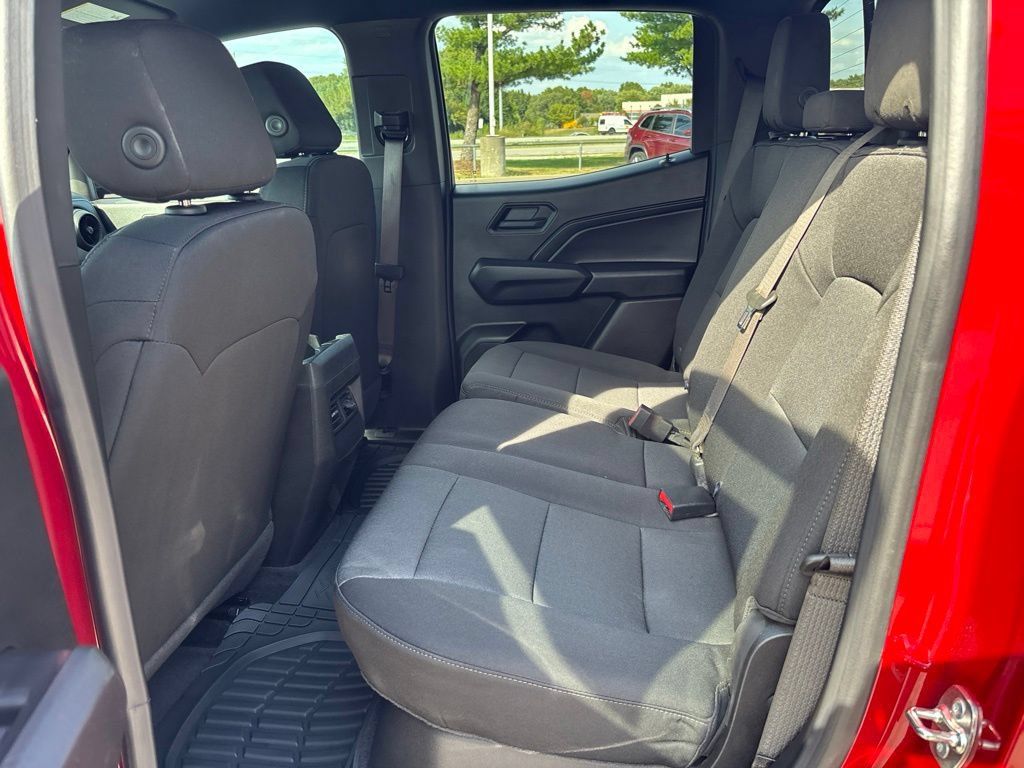 Used 2026 Chevrolet Colorado Trail Boss AWD/4WD image 15