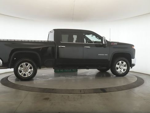 Used 2021 Chevrolet Silverado 2500 LTZ image 6