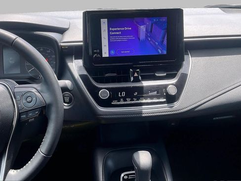Used 2025 Toyota Corolla SE FWD image 7