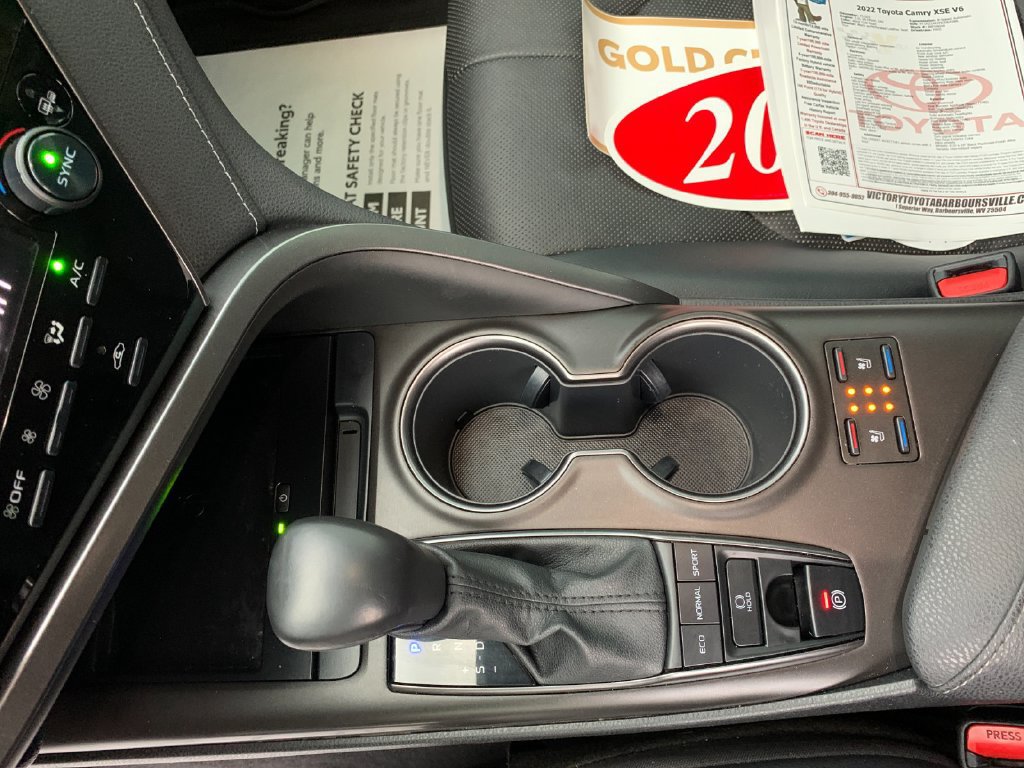 Used 2022 Toyota Camry XSE w/ Navigation Package FWD image 25