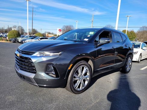 Used 2019 Chevrolet Blazer Premier w/ Sun and Wheels Package image 3