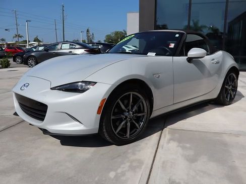 Used 2016 MAZDA MX-5 Miata Grand Touring image 8