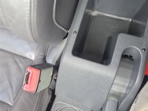 Used 2007 Volkswagen GTI 4-Door image 39