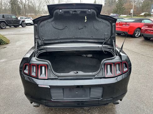 Used 2014 Ford Mustang Convertible image 5