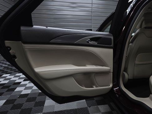 Used 2018 Lincoln MKZ Premiere FWD image 33