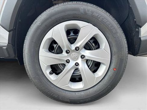 Certified 2025 Toyota RAV4 LE image 9