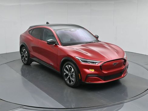 Certified 2022 Ford Mustang Mach-E Premium RWD image 40