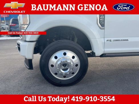 Used 2021 Ford F450 Platinum w/ FX4 Off-Road Package image 27