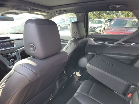 Used 2023 Cadillac XT5 Premium Luxury image 28