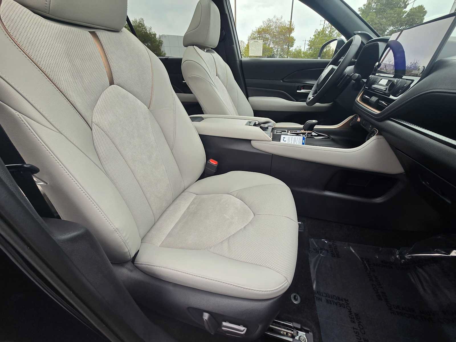 New 2026 Toyota Grand Highlander AWD Hybrid image 10