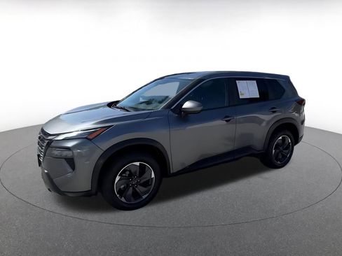 Used 2025 Nissan Rogue SV FWD image 8