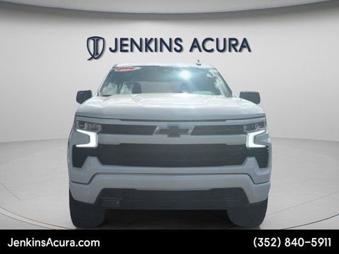 Used 2023 Chevrolet Silverado 1500 RST AWD/4WD image 8