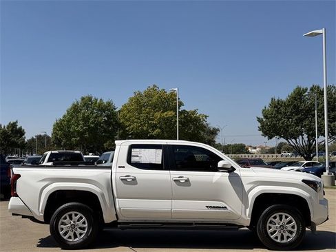New 2025 Toyota Tacoma 4x4 Double Cab image 3