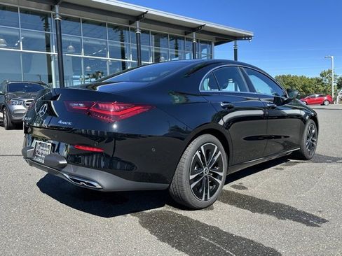 Used 2025 Mercedes-Benz CLA 250 4MATIC image 7